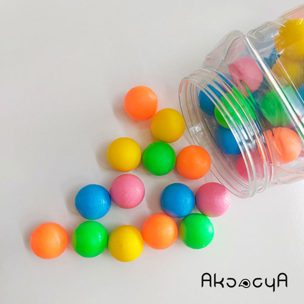 توپ فوتبال دستی