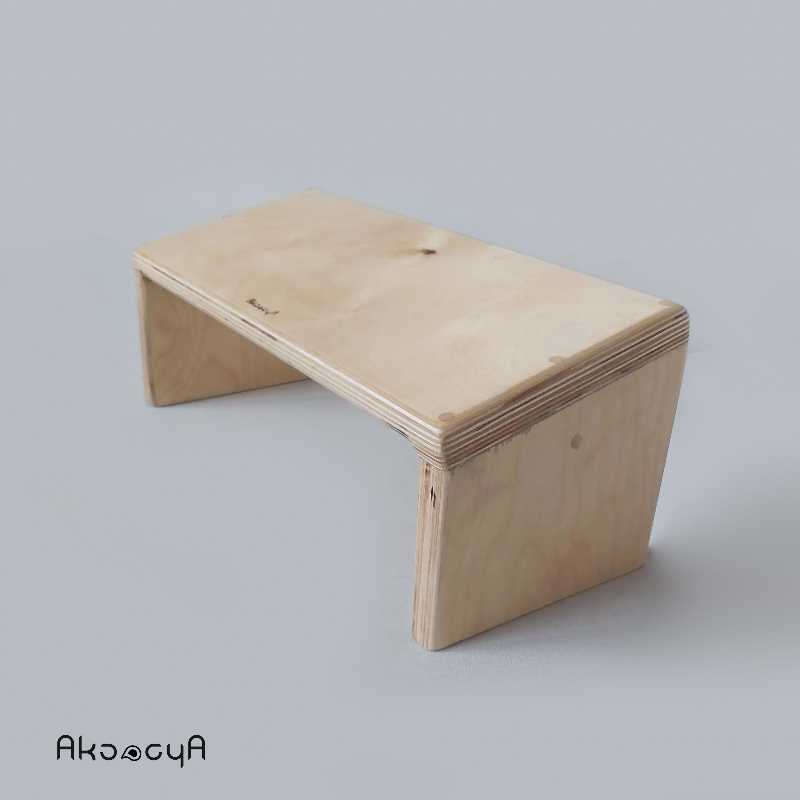 نیمکت مدیت  چند لایی